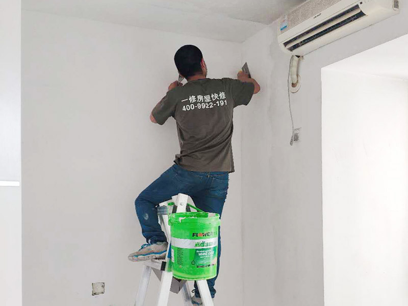 重慶維修乳膠漆墻面公司告訴你，施工后還需要做哪些步驟延長(zhǎng)墻面壽命