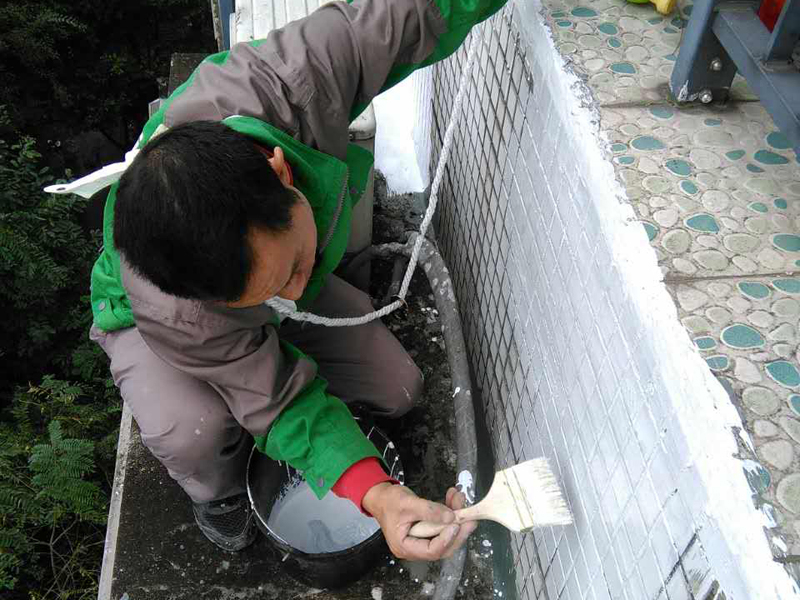 外墻飄窗防水處理，密封開裂墻面阻隔雨