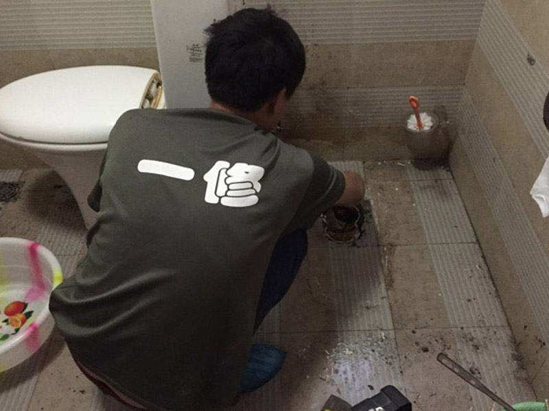 管道疏通方法科普，洗衣服加熱水也可疏